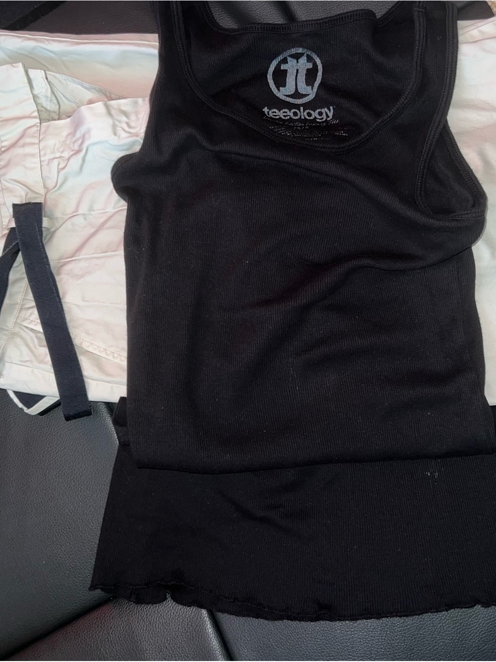 Made in Peru/ $10Gift 🥰🍭Brand New Super Soft  SlimTeeology Black Ribbed Tank